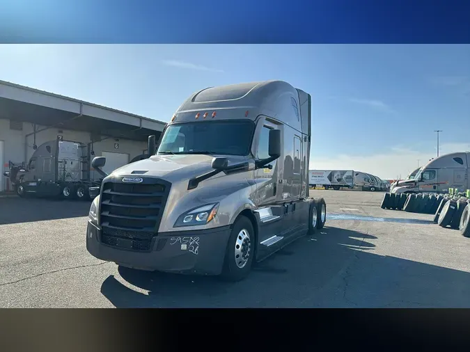 2023 Freightliner Cascadia