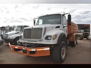 2007 INTERNATIONAL WORKSTAR 7600