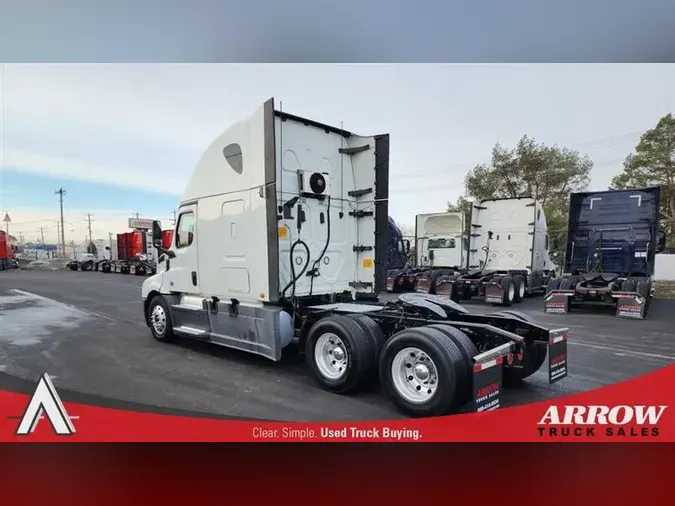 2020 FREIGHTLINER CA126