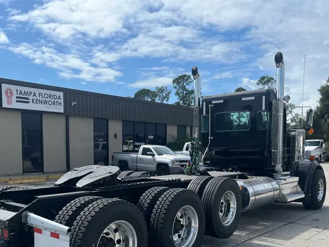 2026 Kenworth W900L