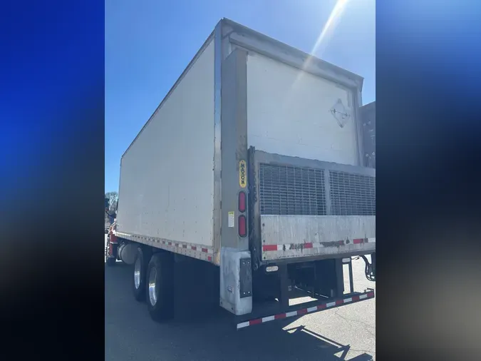 2018 FREIGHTLINER/MERCEDES CASCADIA 11359d1e62a26458c2df0fd128383b6e628