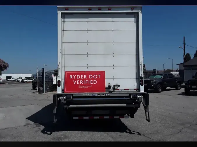 2019 FREIGHTLINER/MERCEDES M2 106