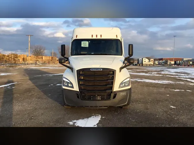 2022 Freightliner Cascadia 126