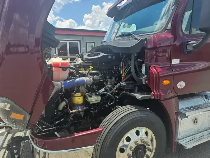 2020 FREIGHTLINER CASCADIA 125