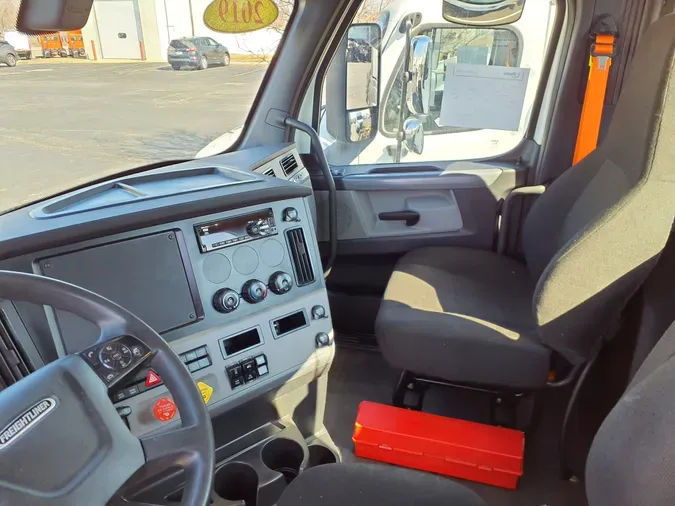 2019 FREIGHTLINER/MERCEDES NEW CASCADIA PX12664