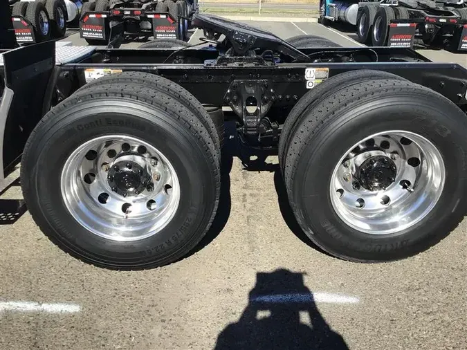 2022 KENWORTH T68059d7ae1a87010e3cb22577cadc9be1b1