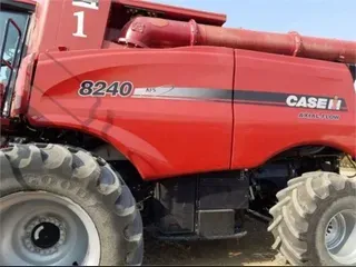2016 Case IH 8240