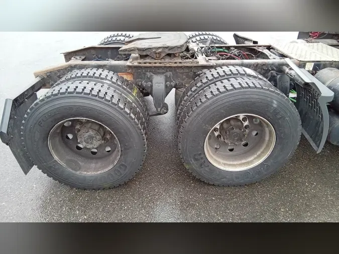 2020 Freightliner Cascadia 126