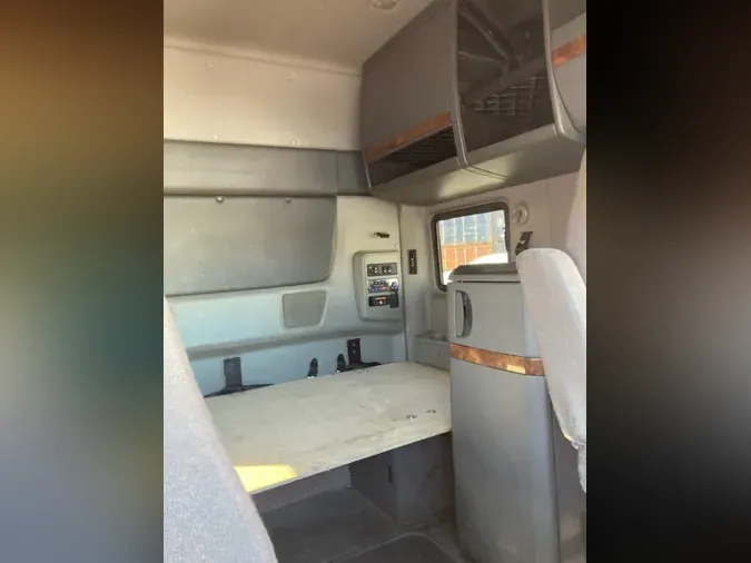 2020 NAVISTAR INTERNATIONAL LT625 SLPR CAB