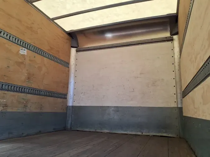 2020 FREIGHTLINER/MERCEDES M2 106