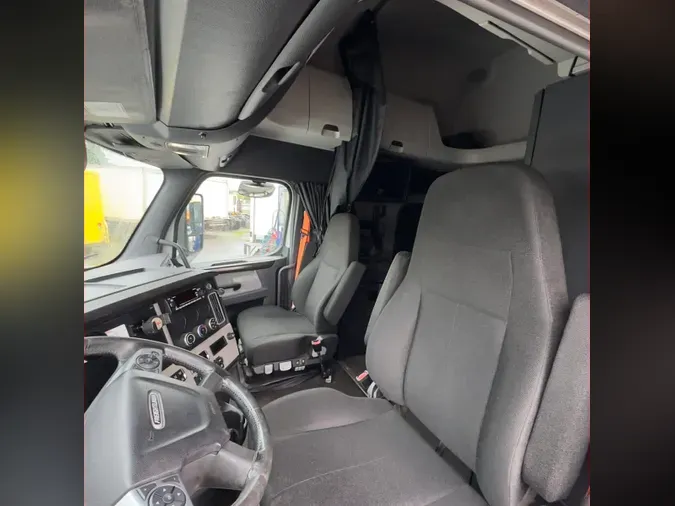 2019 FREIGHTLINER NEW CASCADIA PX12664