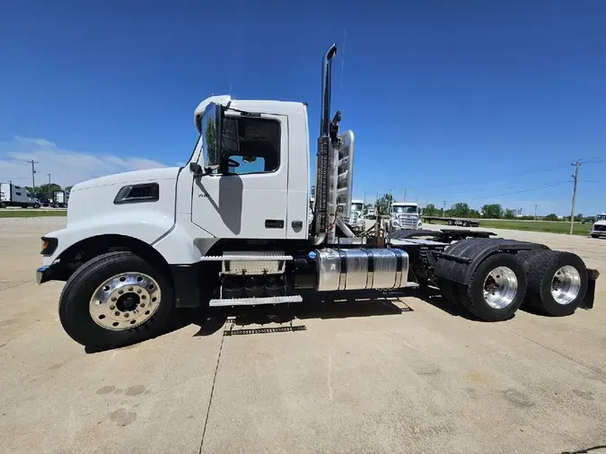 2023 VOLVO VHD64FT30059e38001c8fccf5d2b1eb67834c04e83
