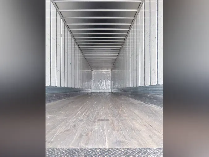 2021 UTILITY VS2DX59e3eea3eda37a195521224dea724124