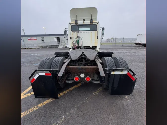 2017 FREIGHTLINER/MERCEDES M2-112