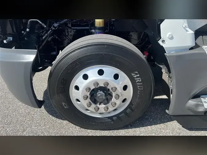 2021 INTERNATIONAL LT