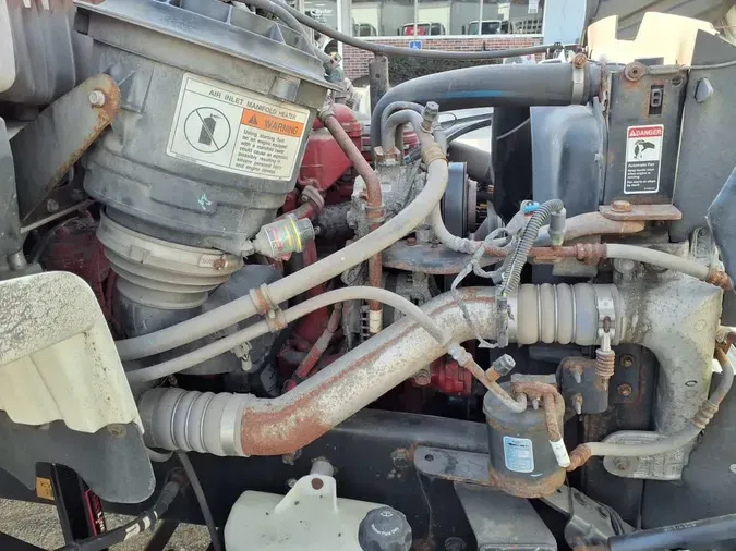 2019 FREIGHTLINER/MERCEDES M2 106