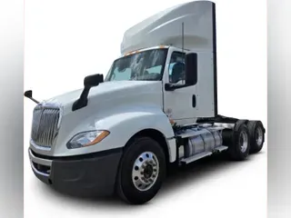 2020 International LT625