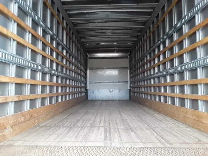 2019 FREIGHTLINER/MERCEDES M2 106