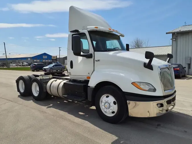 2019 NAVISTAR INTERNATIONAL LT625 DAYCAB T/A