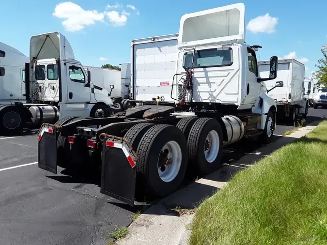 2019 NAVISTAR INTERNATIONAL LT625 DAYCAB T/A59f2b3a6e97cf537c610a3ce719f1fea