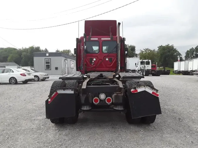 2017 FREIGHTLINER CASCADIA 125