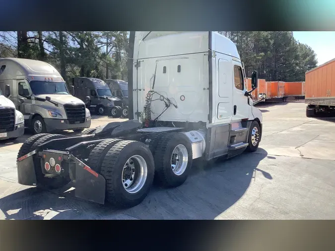 2021 Freightliner Cascadia