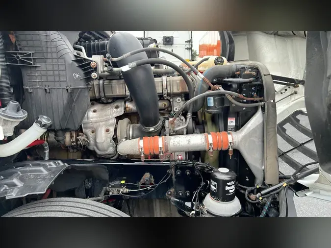 2020 Freightliner Cascadia 126