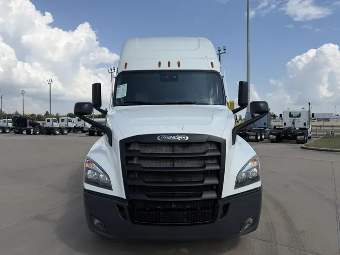 2021 Freightliner Cascadia