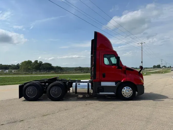 2022 FREIGHTLINER CASCADIA59ff8082e5a6739ef181a221af72ba2b
