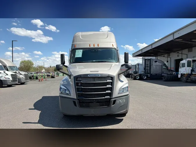 2023 Freightliner Cascadia 126