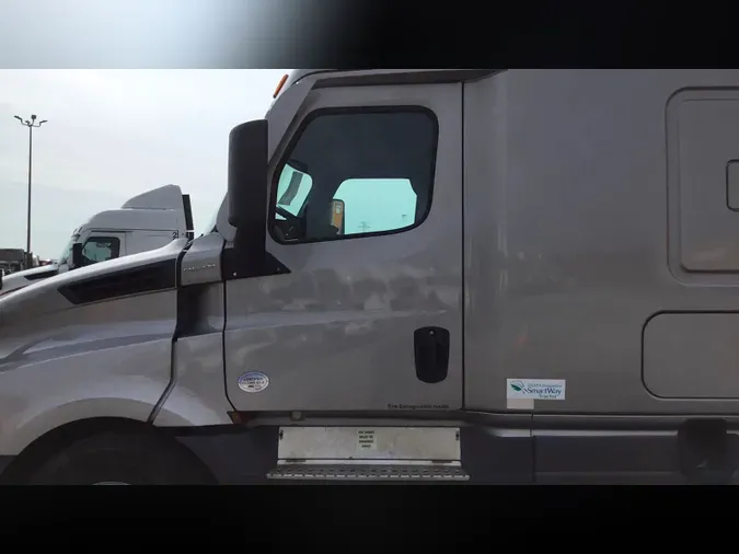 2022 Freightliner Cascadia 126