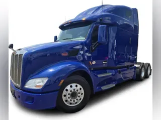 2022 Peterbilt 579
