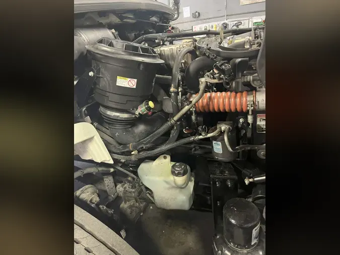 2019 FREIGHTLINER M2 106