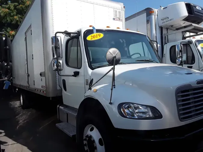 2019 FREIGHTLINER M2 1065a0ca33fd90f8d1c93838b4959667629