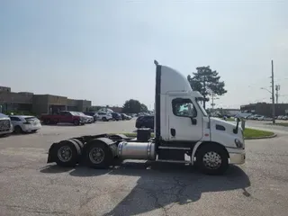 2017 FREIGHTLINER CASCADIA