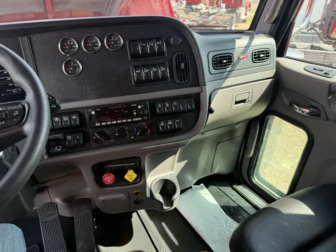 2024 Peterbilt 3895a0ffde96e549c2842e9d645ab92f9d2