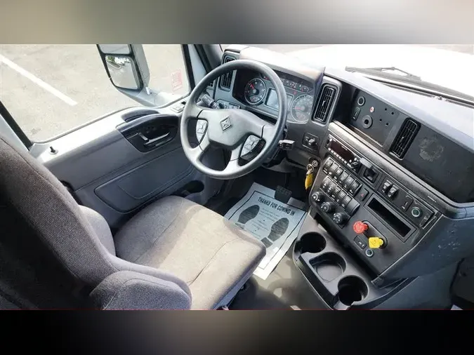 2022 INTERNATIONAL LT625