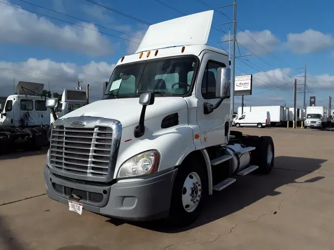 2015 FREIGHTLINER/MERCEDES CASCADIA 1135a139691e40a5e861c91b35a15d363d7