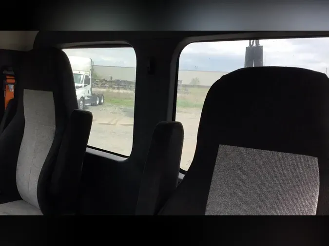 2019 Freightliner Cascadia 126