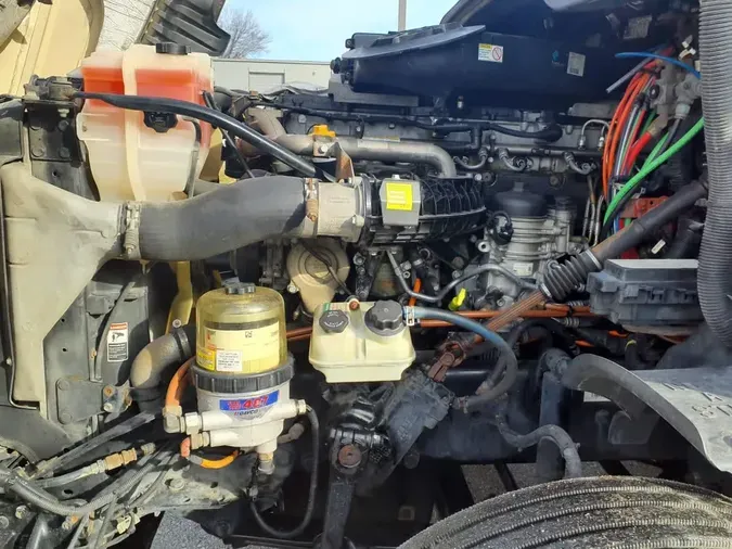 2019 FREIGHTLINER/MERCEDES CASCADIA 125