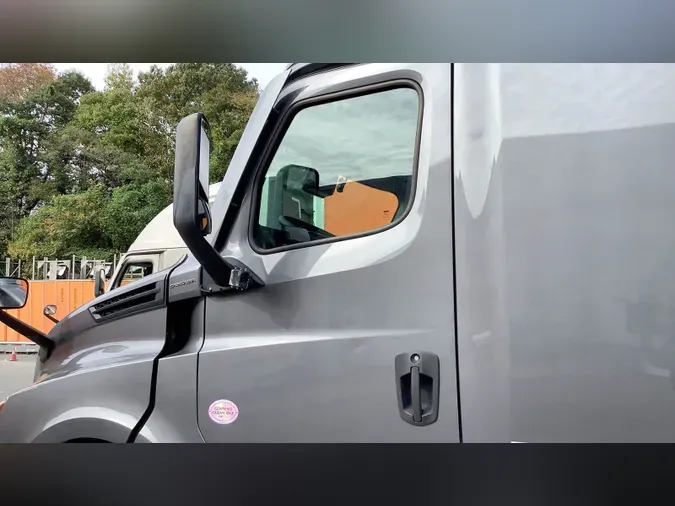 2022 Freightliner Cascadia 1265a2688fa4ba5f1dba50a37ff9c324bc6