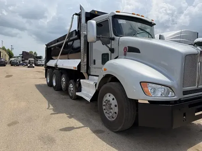 2017 KENWORTH T4405a26f9c84e8f2e9ea672f1e81821bedb
