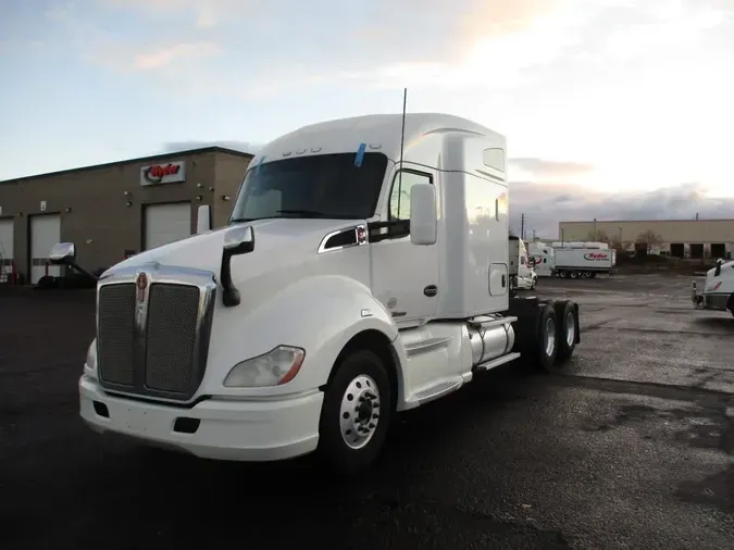 2020 KENWORTH TRUCKS T-680