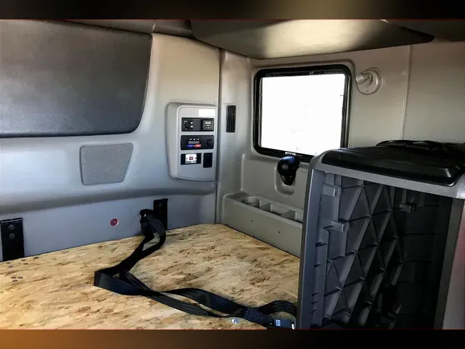 2023 INT LT625 6X45a28c3456ac539e7aa3a2f429cd9ac01