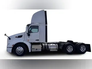 2019 Peterbilt 579