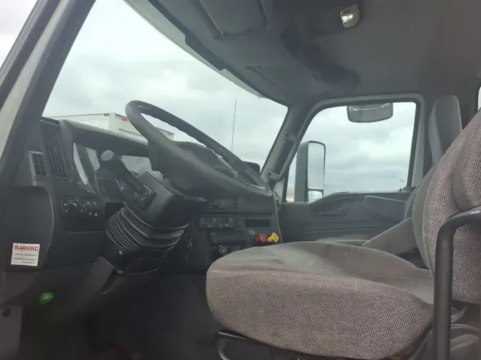 2019 NAVISTAR INTERNATIONAL LT625 DAYCAB T/A