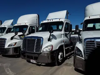 2018 FREIGHTLINER/MERCEDES CASCADIA 125