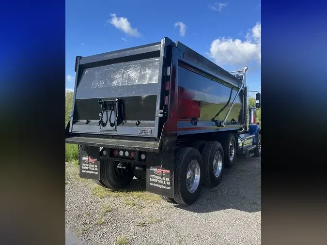 2018 Western Star 4900 SF Day Cab