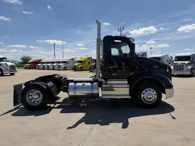 2021 Peterbilt 579
