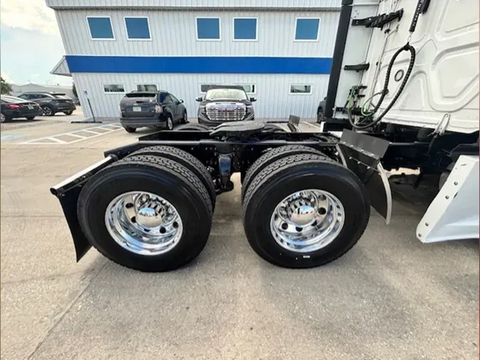 2022 Freightliner PT126SLP